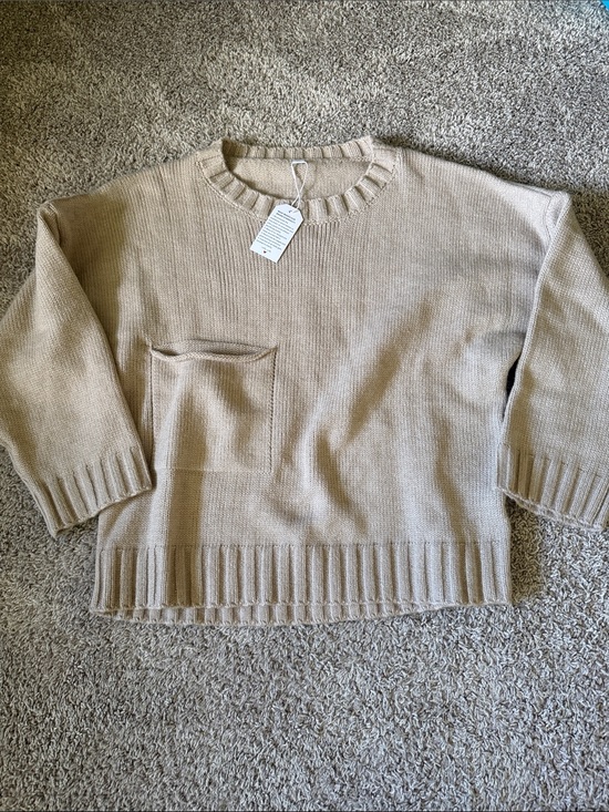 Sweaters - Relaxed Pocket Crewneck Sweater in Beige